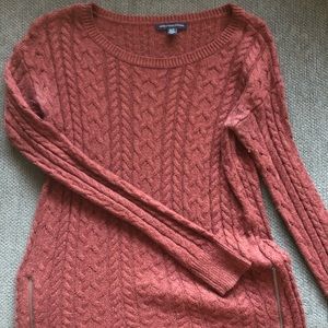 American Eagle sweater